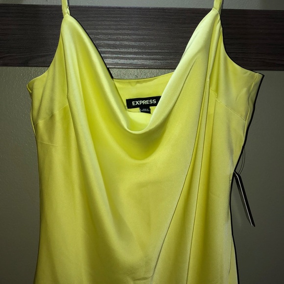 EXPRESS 💛✨ - Picture 6 of 7